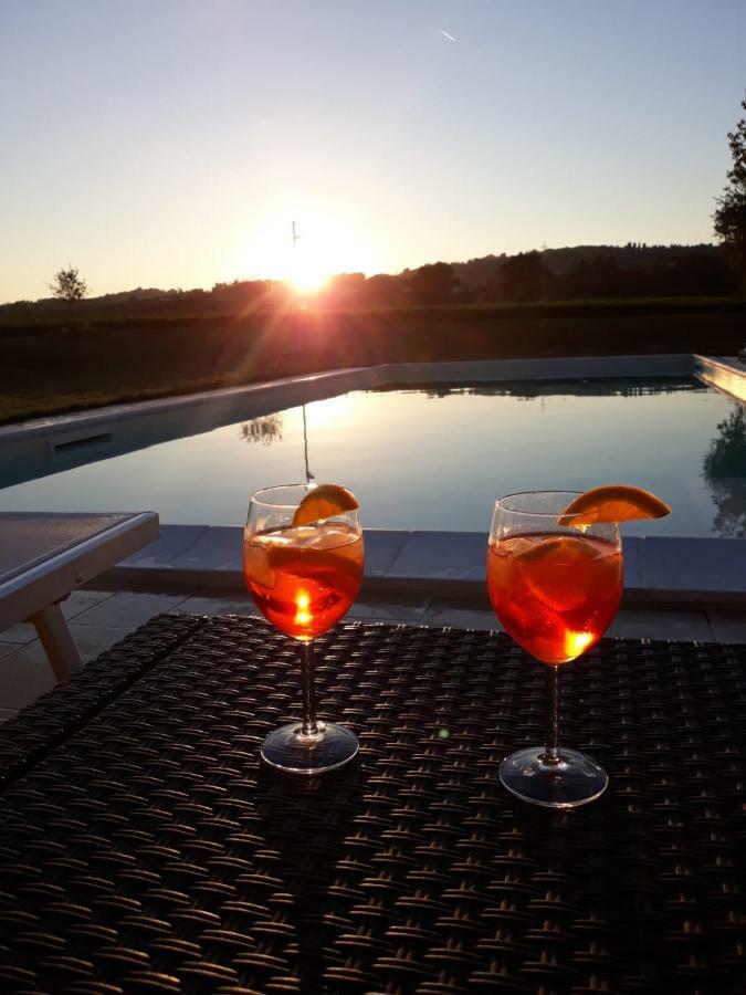 Relais Villa Sofia Calcinelli Екстериор снимка